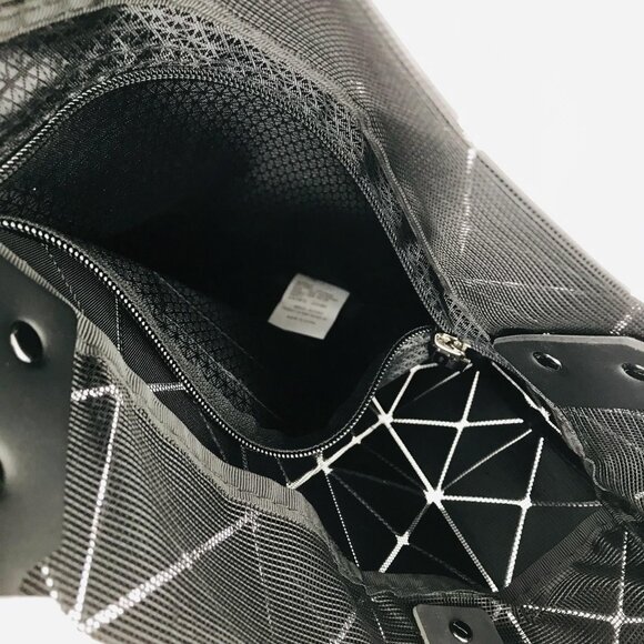 New Bao Bao Issey Miyake Lucent Tote Bag Black - Picture 8 of 12